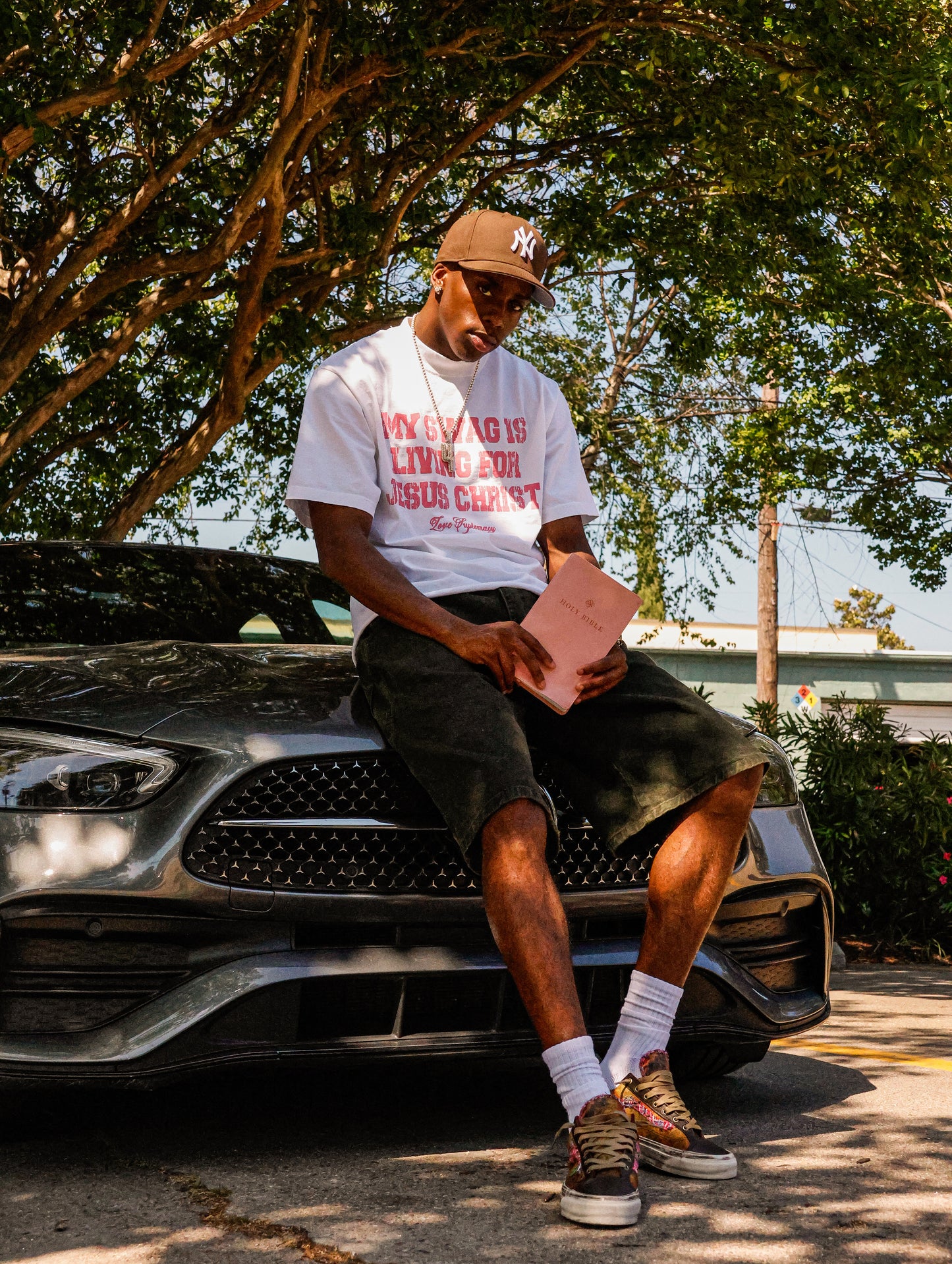 MY SWAG IS LIVING FOR JESUS CHRIST TEE - WHITE/PINK